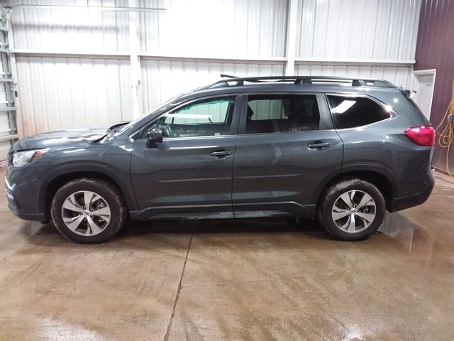 Used 2021 Subaru Ascent Premium w/ Convenience Package image 5