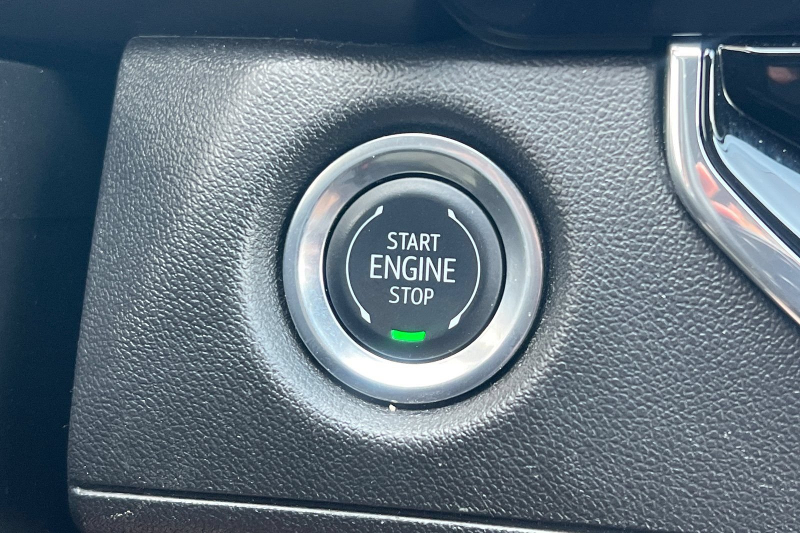 Used 2024 Chevrolet Colorado W/T RWD image 19