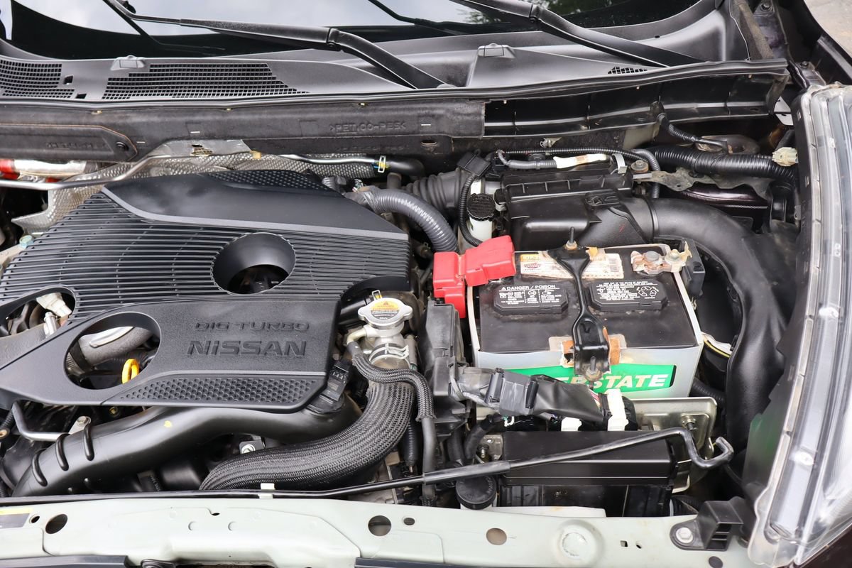 Used 2015 Nissan Juke SV AWD/4WD image 41