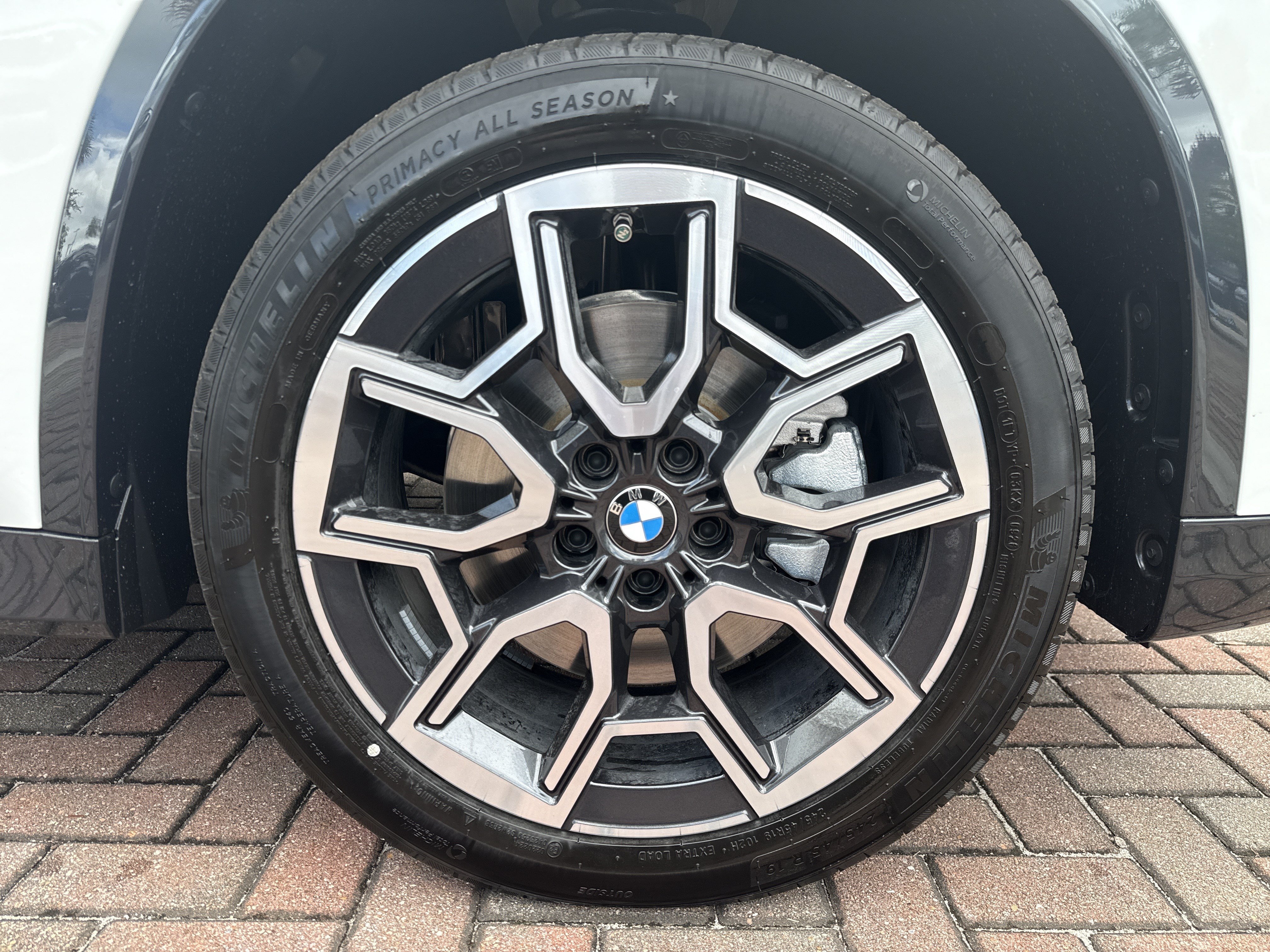 New 2026 BMW X1 xDrive28i w/ Convenience Package AWD/4WD image 18