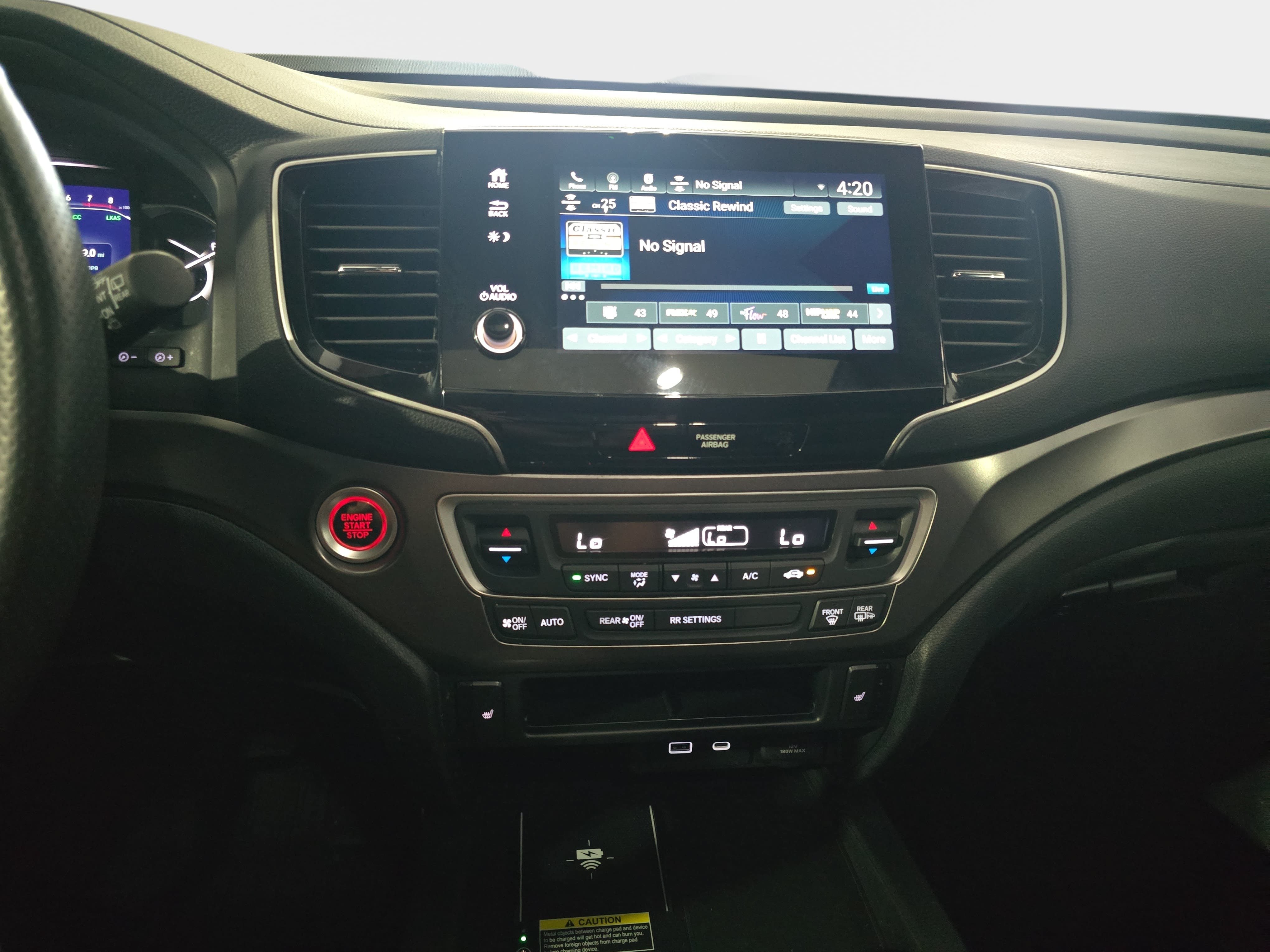 Certified 2025 Honda Passport EX-L image 17