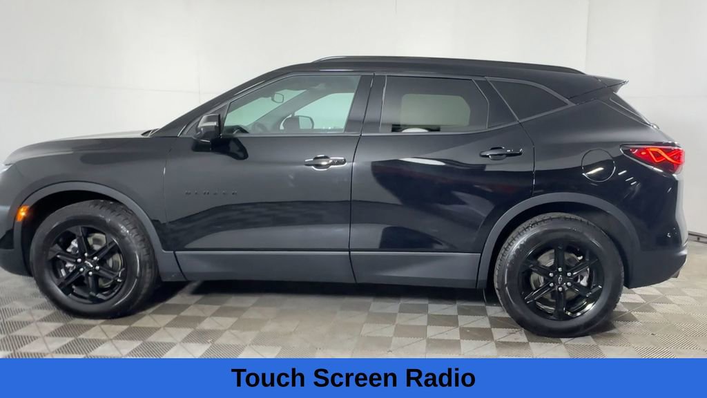 Used 2023 Chevrolet Blazer LT w/ Midnight/Sport Edition image 9
