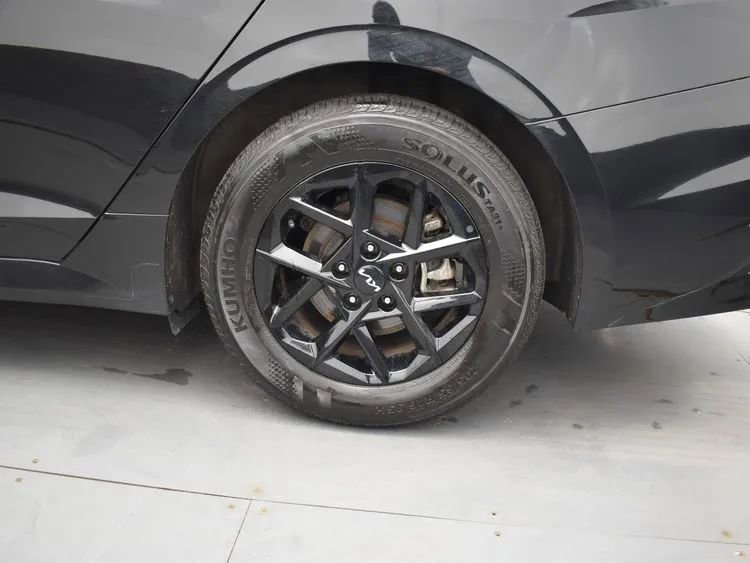 Used 2025 Kia K5 LXS image 35