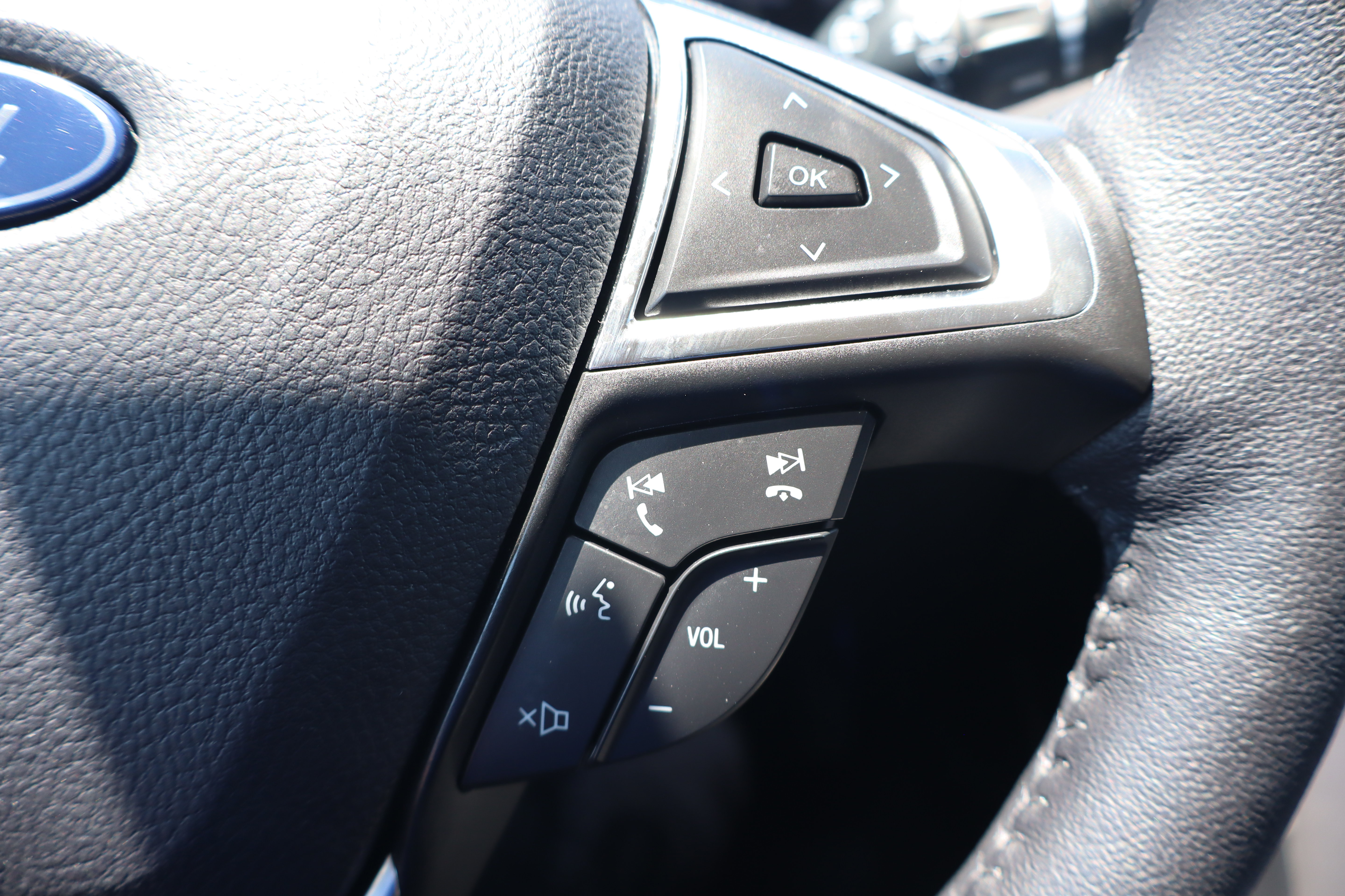 Used 2024 Ford Edge SEL w/ Convenience Package AWD/4WD image 15