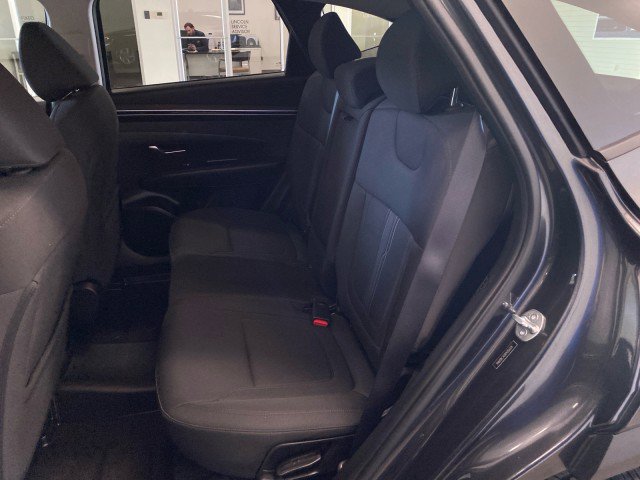Used 2023 Hyundai Tucson SEL w/ Winter Package AWD/4WD image 9