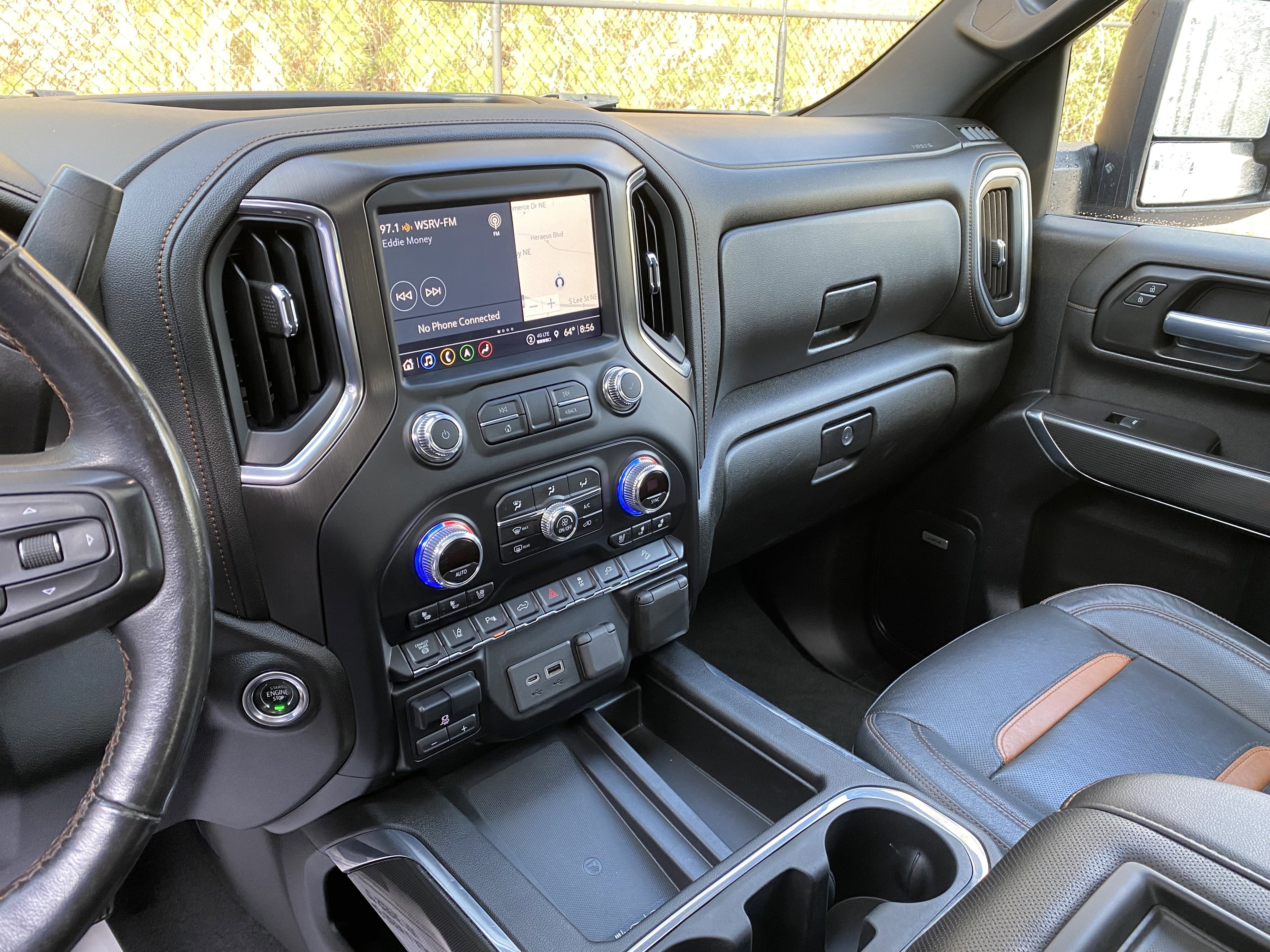 Used 2021 GMC Sierra 2500 AT4 w/ AT4 Premium Plus Package image 26