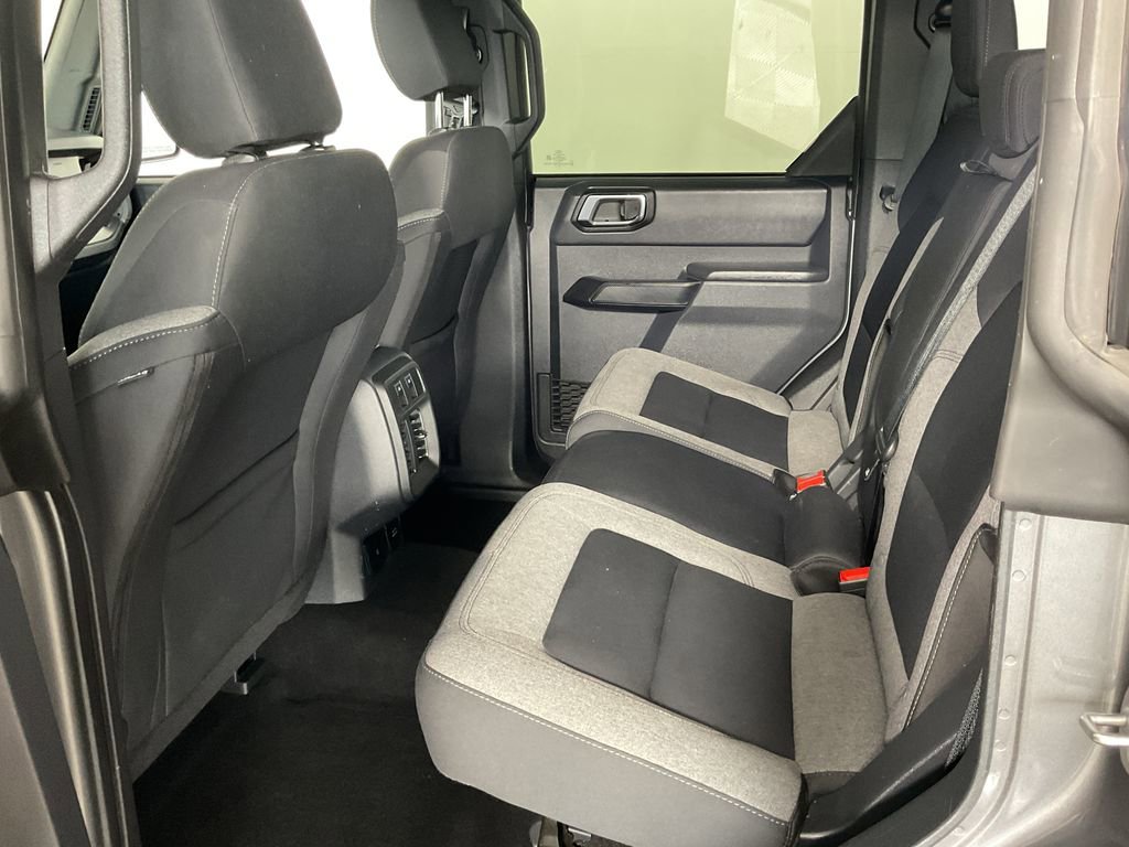 Used 2025 Ford Bronco Big Bend image 19