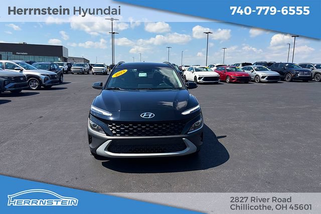 Used 2023 Hyundai Kona SEL AWD/4WD image 3
