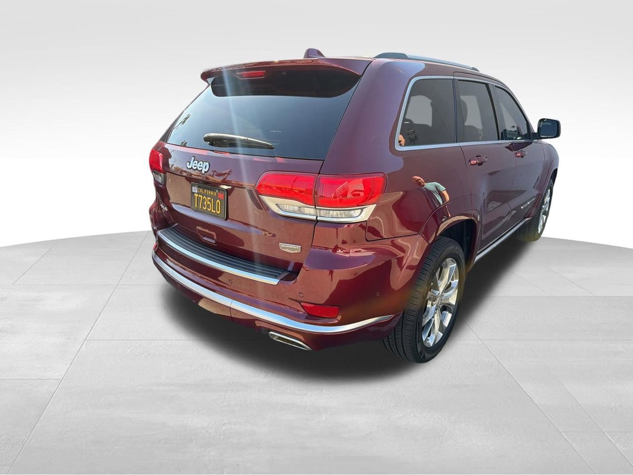 Used 2019 Jeep Grand Cherokee Summit w/ Platinum Series Group AWD/4WD image 2