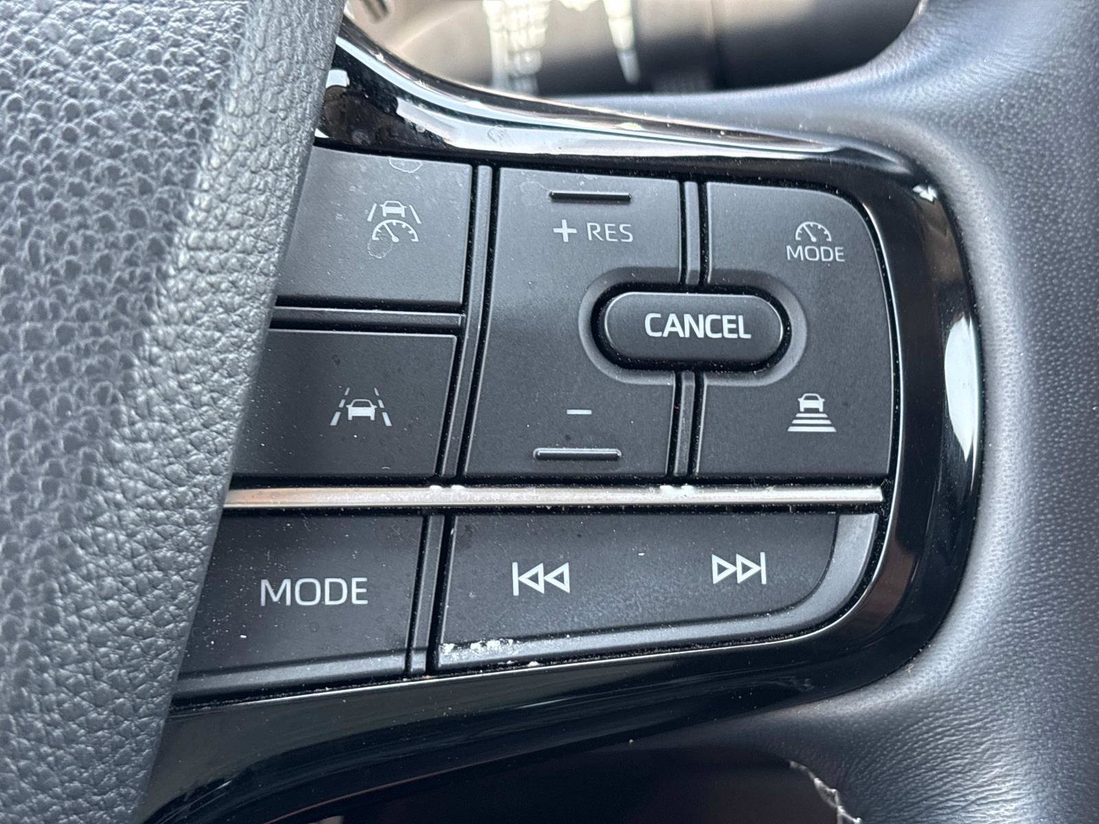 Used 2024 Toyota Mirai w/ Advanced Technology Package image 9