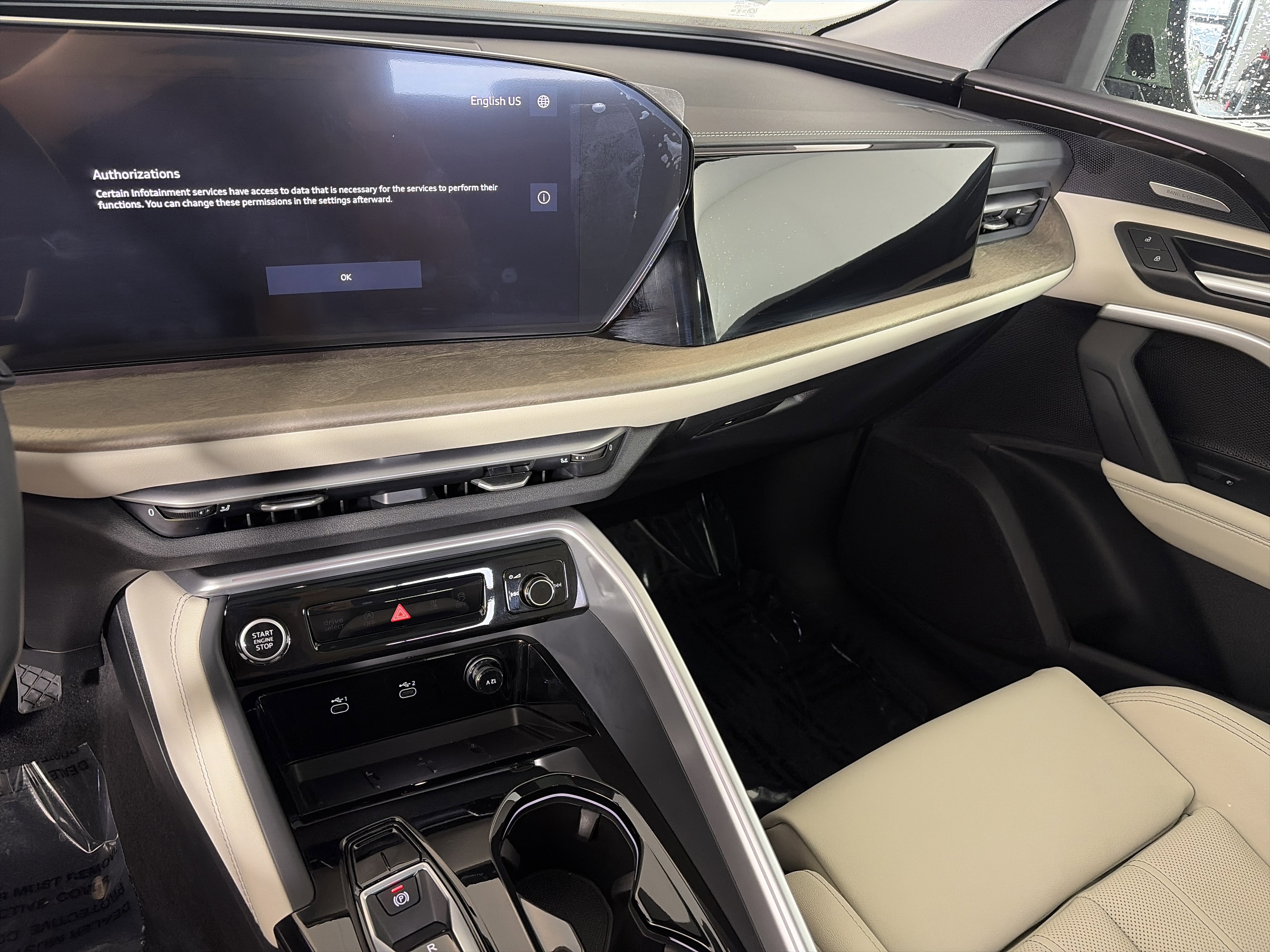 Used 2025 Audi Q5 Premium Plus w/ Premium Plus image 4