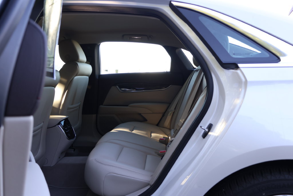 Used 2016 Cadillac XTS Luxury w/ LPO, Protection Package FWD image 44