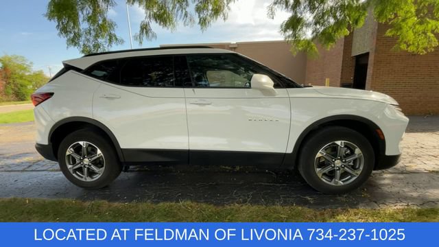 Certified 2024 Chevrolet Blazer LT w/ Convenience Package FWD image 9