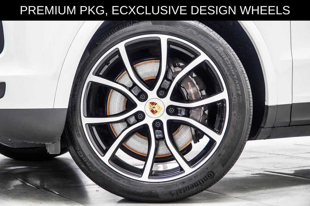 Used 2023 Porsche Cayenne Coupe AWD/4WD image 6