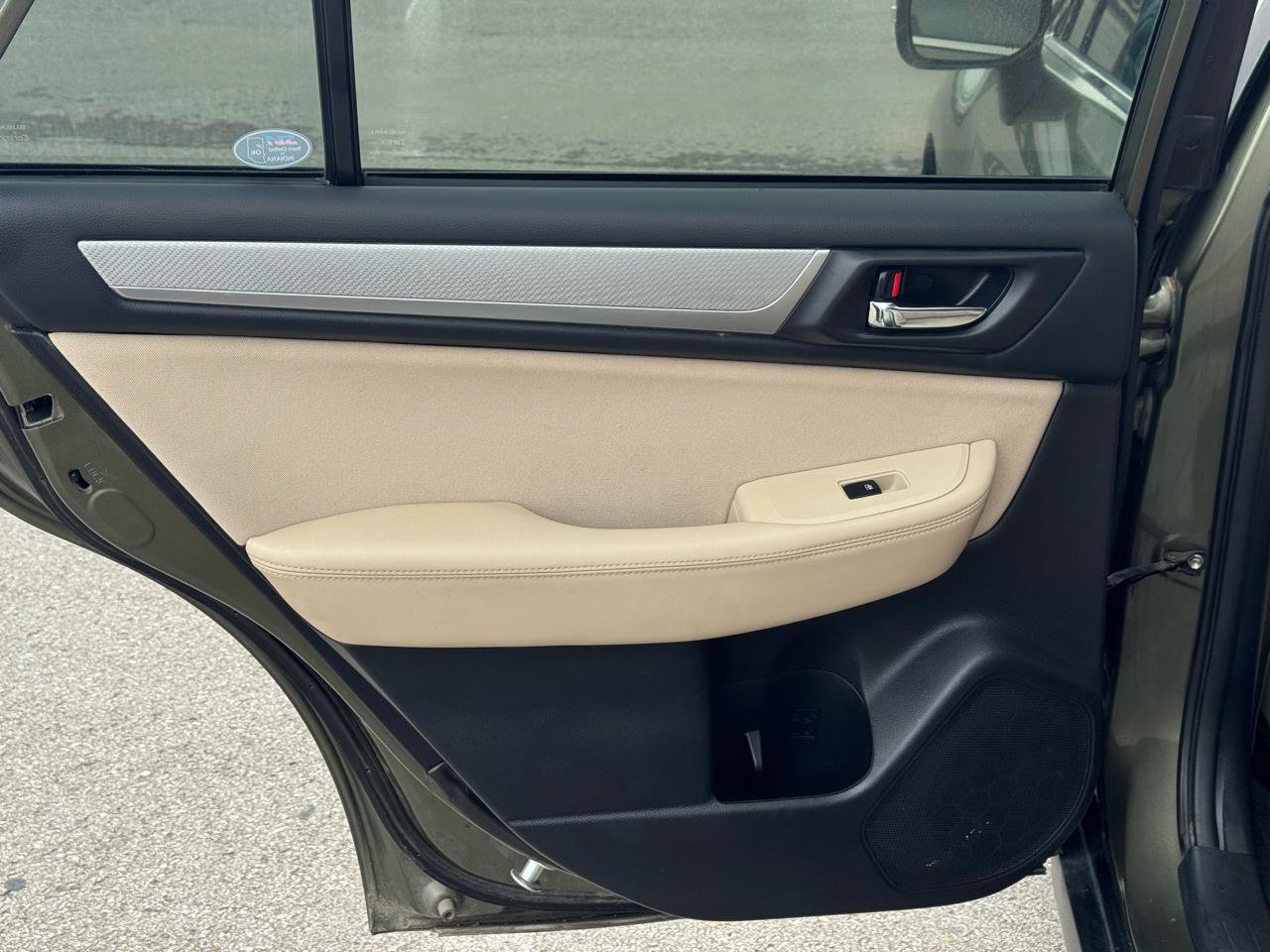 Used 2018 Subaru Outback 2.5i Premium image 14