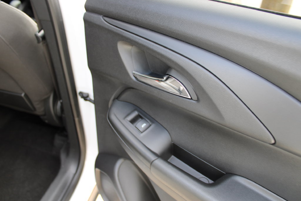 Used 2025 Chevrolet TrailBlazer LT FWD image 26