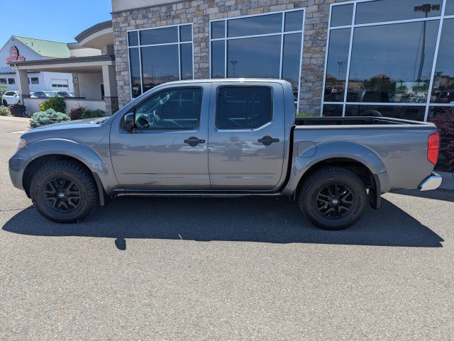 Used 2019 Nissan Frontier SV AWD/4WD image 2