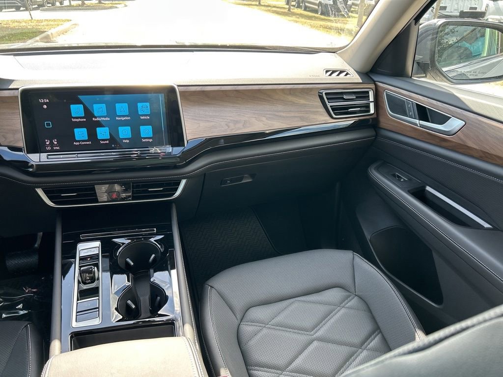 New 2026 Volkswagen Atlas SE FWD image 11