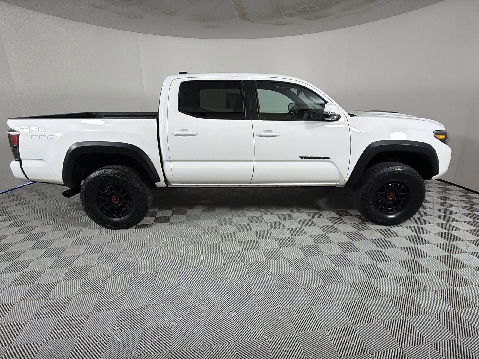 Used 2023 Toyota Tacoma TRD Pro AWD/4WD image 6