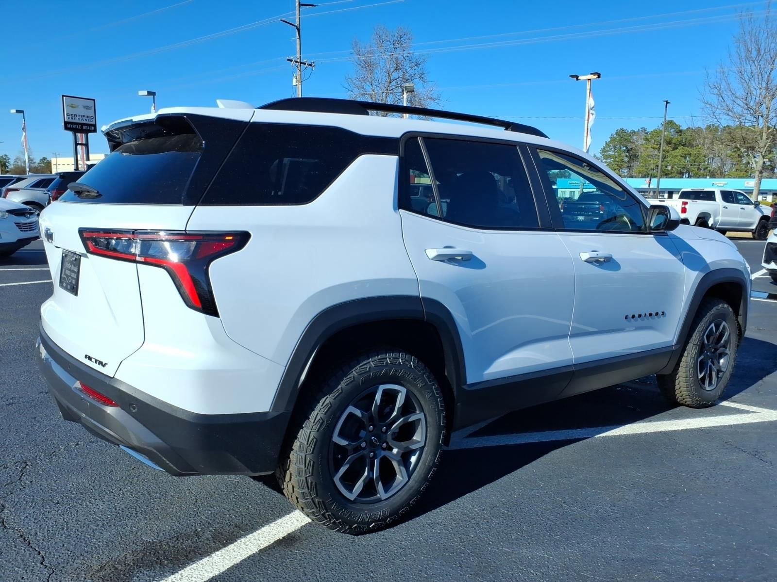 New 2026 Chevrolet Equinox ACTIV w/ Convenience Package III image 3