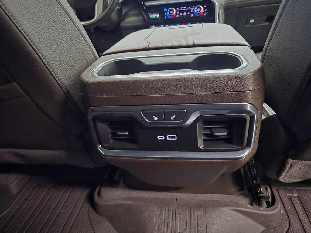 Used 2024 GMC Sierra 3500 Denali w/ Denali Reserve Package AWD/4WD image 48