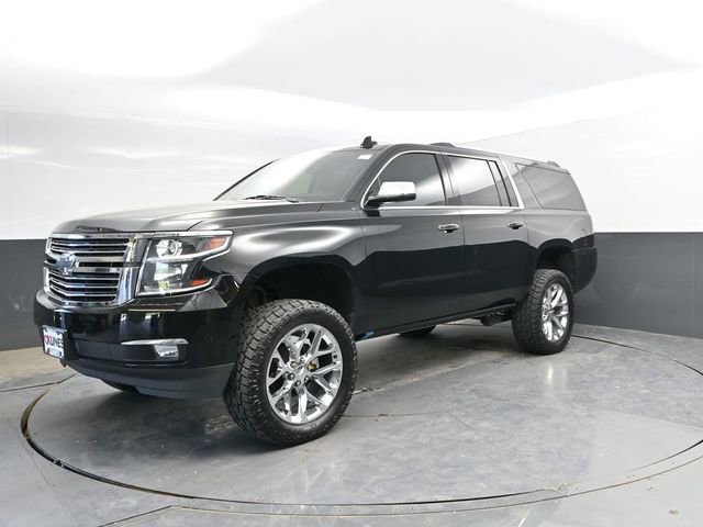 Used 2020 Chevrolet Suburban Premier AWD/4WD image 5
