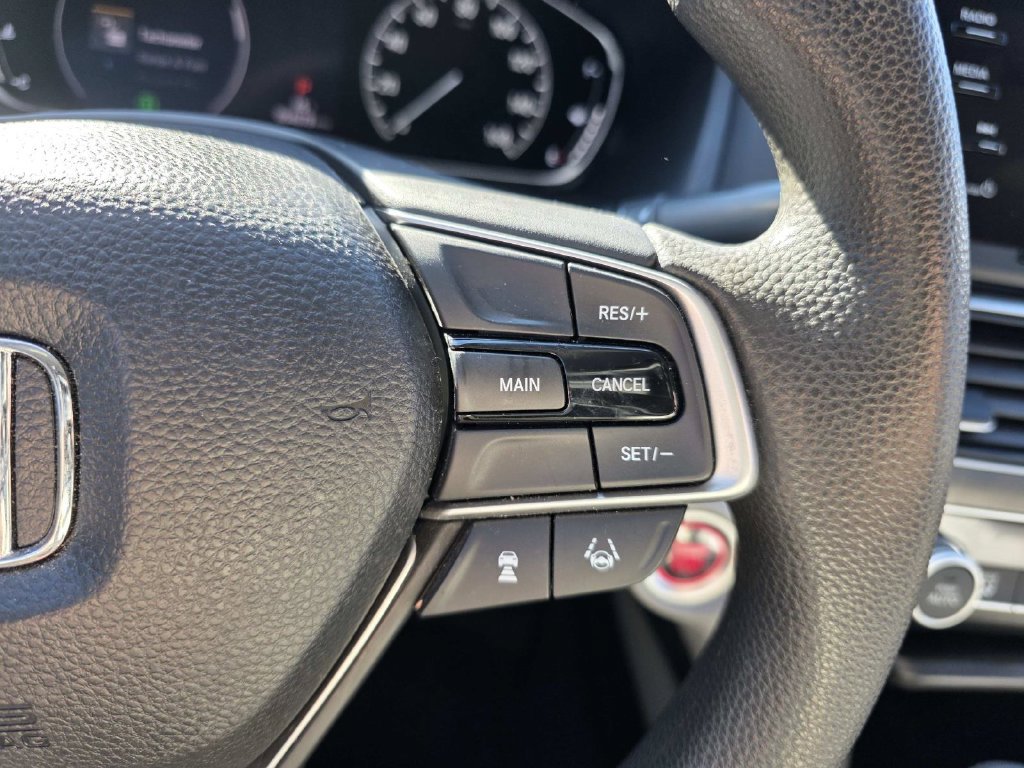 Used 2018 Honda Accord LX image 12