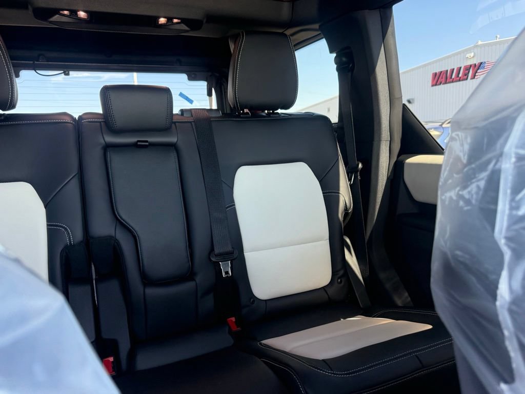 New 2026 Ford Bronco Outer Banks AWD/4WD image 60