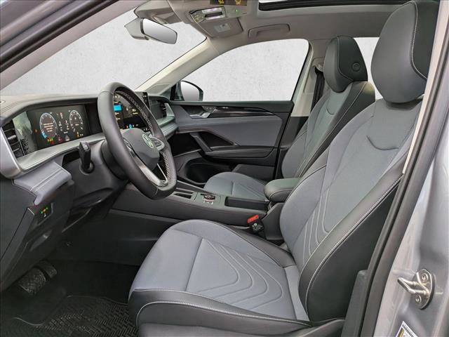New 2026 Volkswagen Tiguan SE AWD/4WD image 4