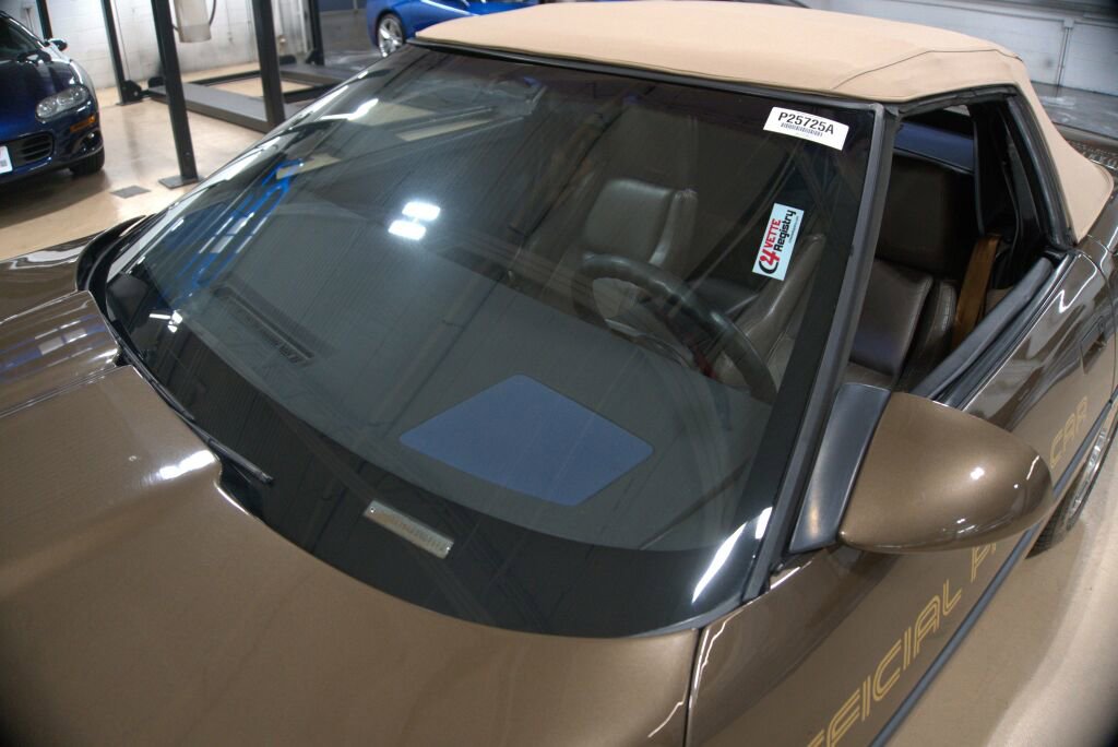 Used 1986 Chevrolet Corvette Convertible image 13