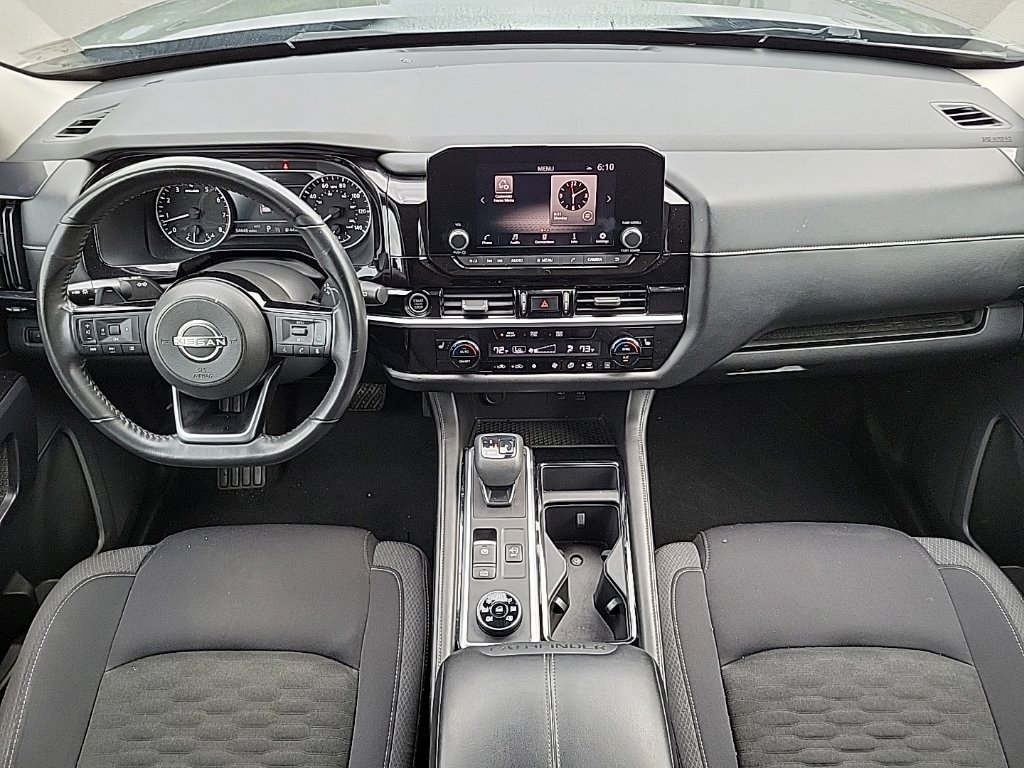 Used 2022 Nissan Pathfinder SV AWD/4WD image 24