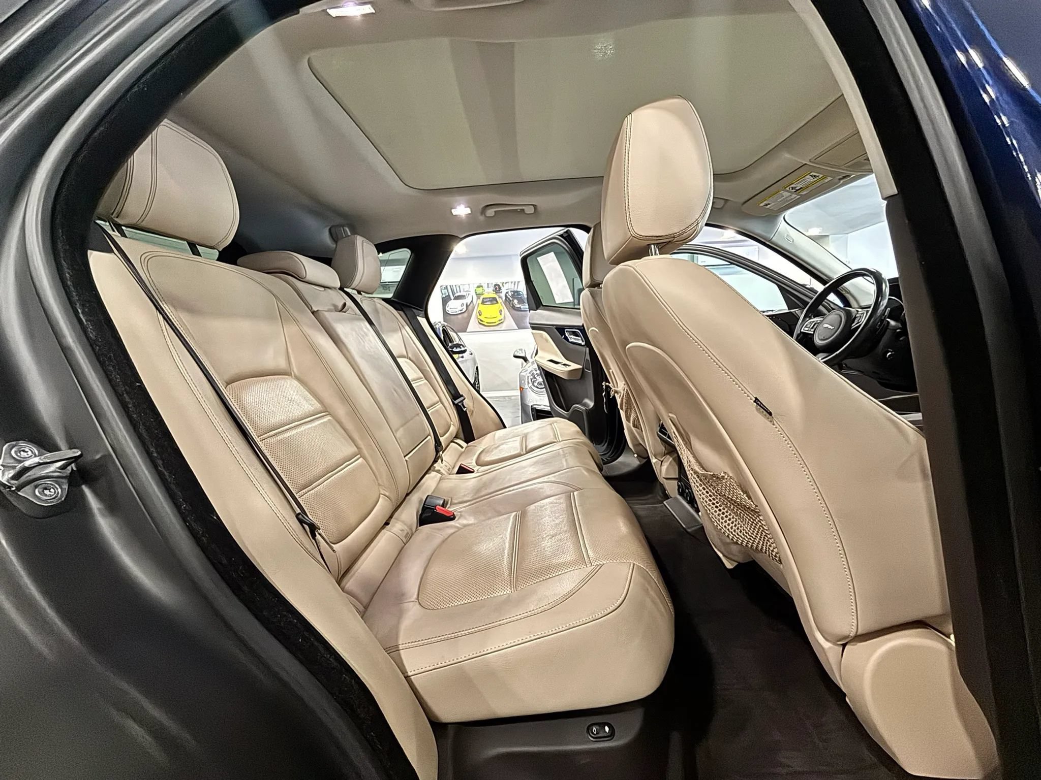 Used 2017 Jaguar F-PACE Prestige AWD/4WD image 18