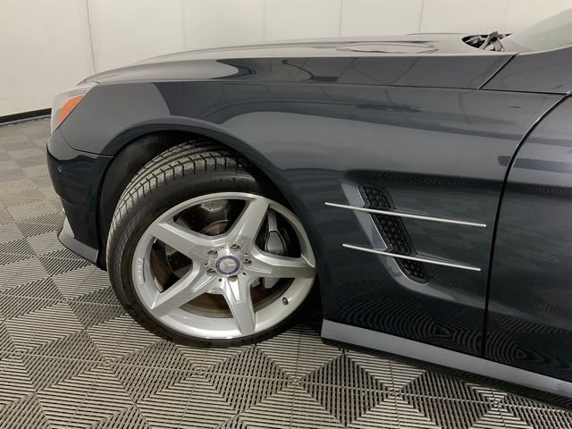 Used 2013 Mercedes-Benz SL 550 image 29