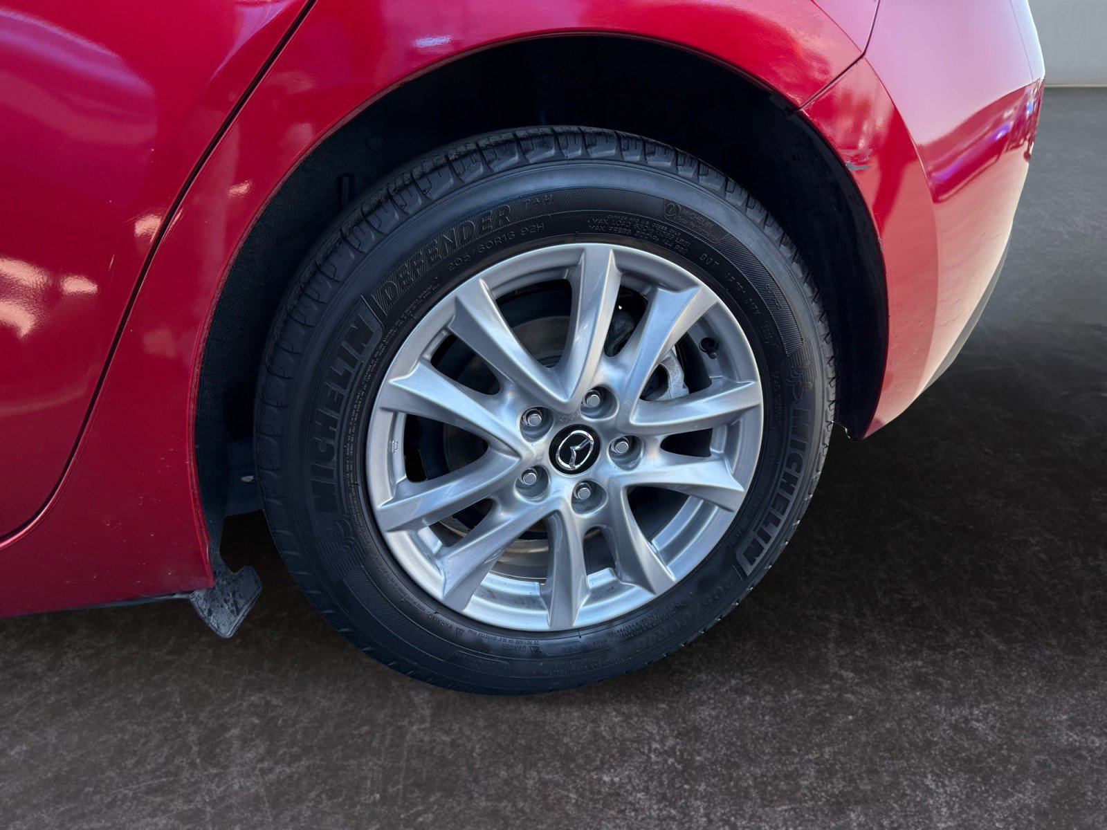 Used 2016 MAZDA MAZDA3 i Grand Touring FWD image 14