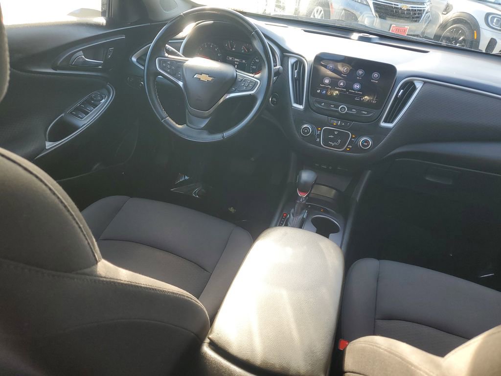 Used 2023 Chevrolet Malibu RS w/ Driver Confidence Package image 11