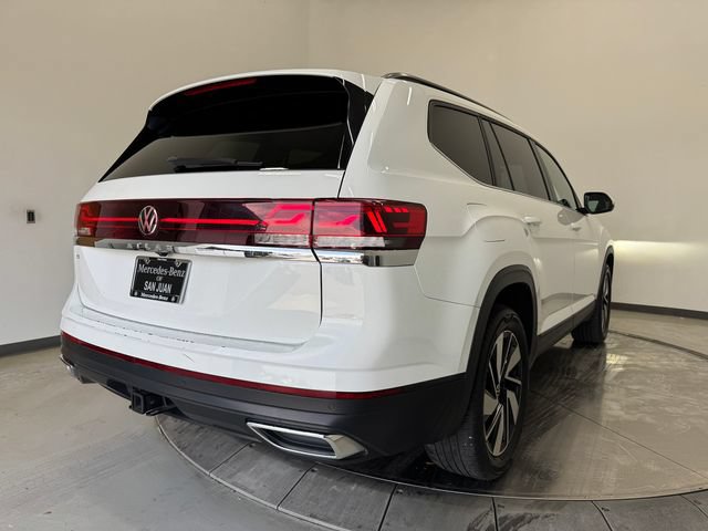 Used 2024 Volkswagen Atlas SE w/ Panoramic Sunroof Package FWD image 32