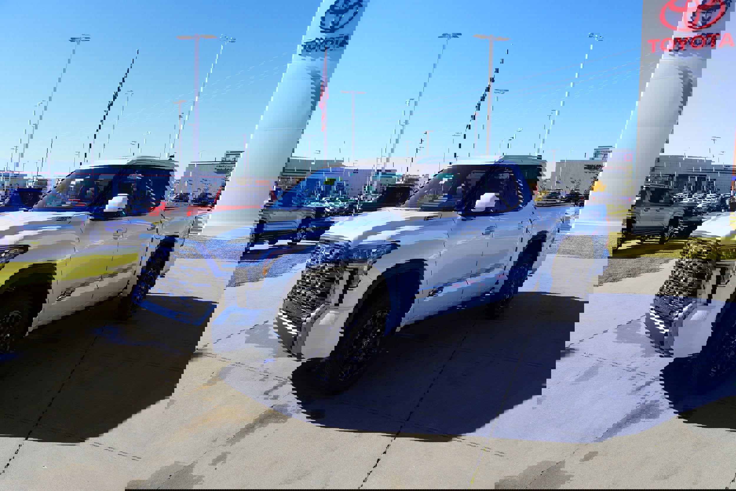 New 2026 Toyota Tundra Platinum w/ Tow Tech Package image 4