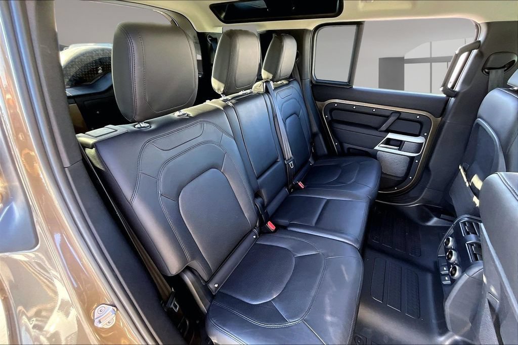 Certified 2024 Land Rover Defender 110 S AWD/4WD image 23