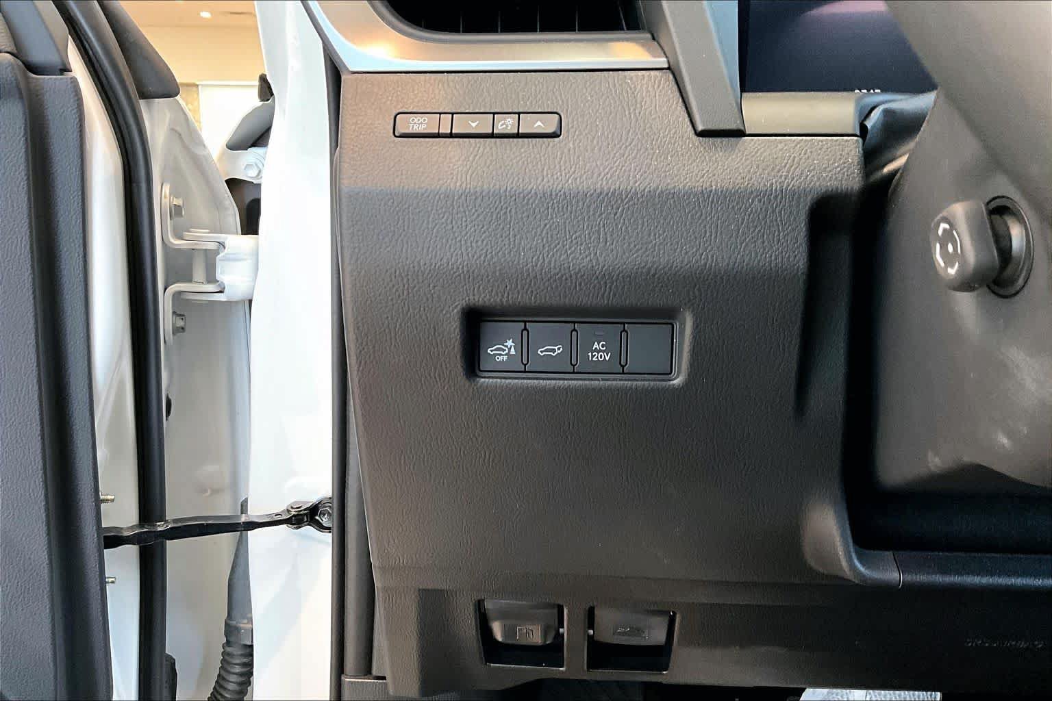 Used 2024 Lexus GX 550 AWD/4WD image 30