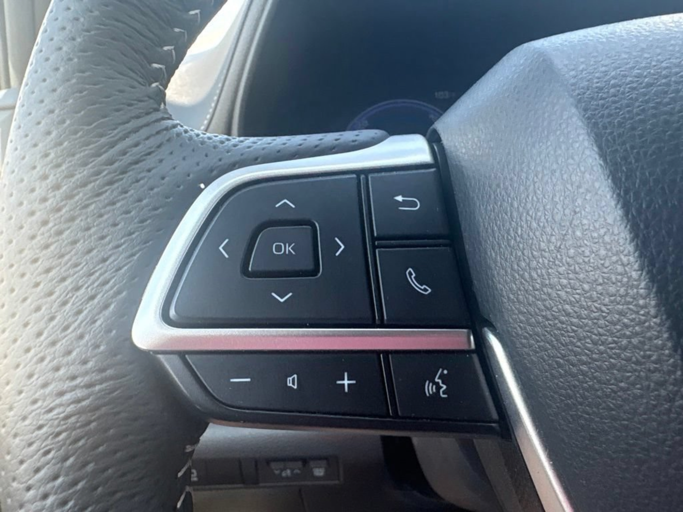 Certified 2026 Toyota Sienna Platinum AWD/4WD image 9