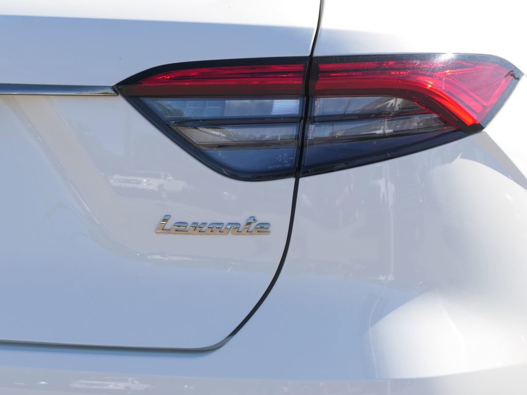 Used 2024 Maserati Levante GT Ultima image 5