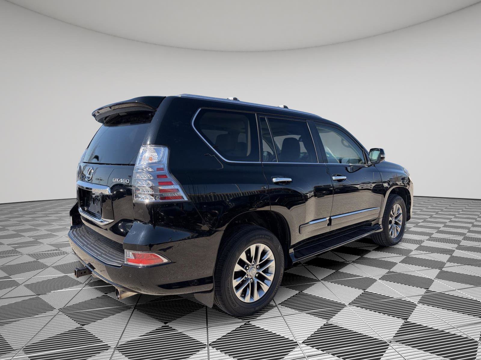 Used 2016 Lexus GX 460 Luxury w/ Preferred Accessory Package image 5