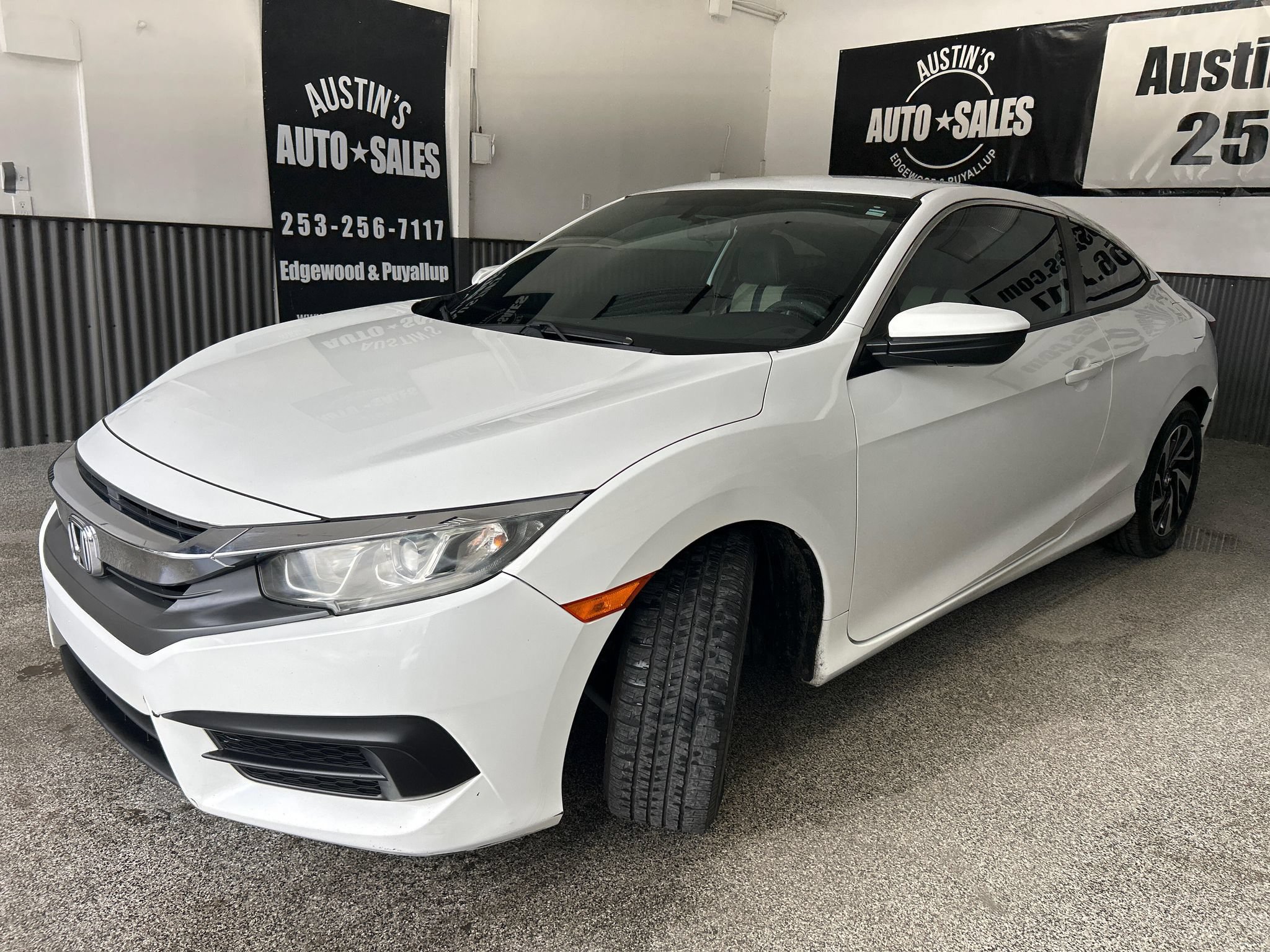 Used 2017 Honda Civic LX image 3