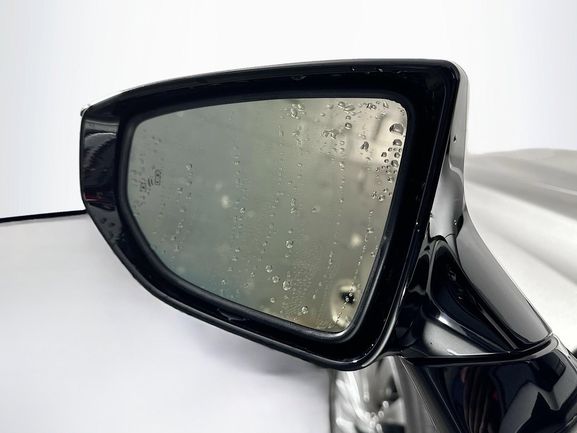 Used 2021 Lexus ES 300h ES 300h Luxury w/ Accessory Package 2 image 16