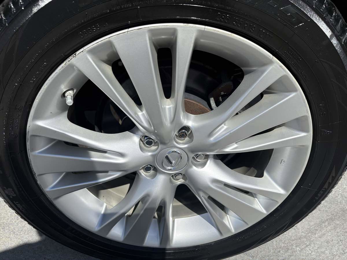 Used 2011 Lexus RX 450h AWD w/ Luxury Pkg image 11