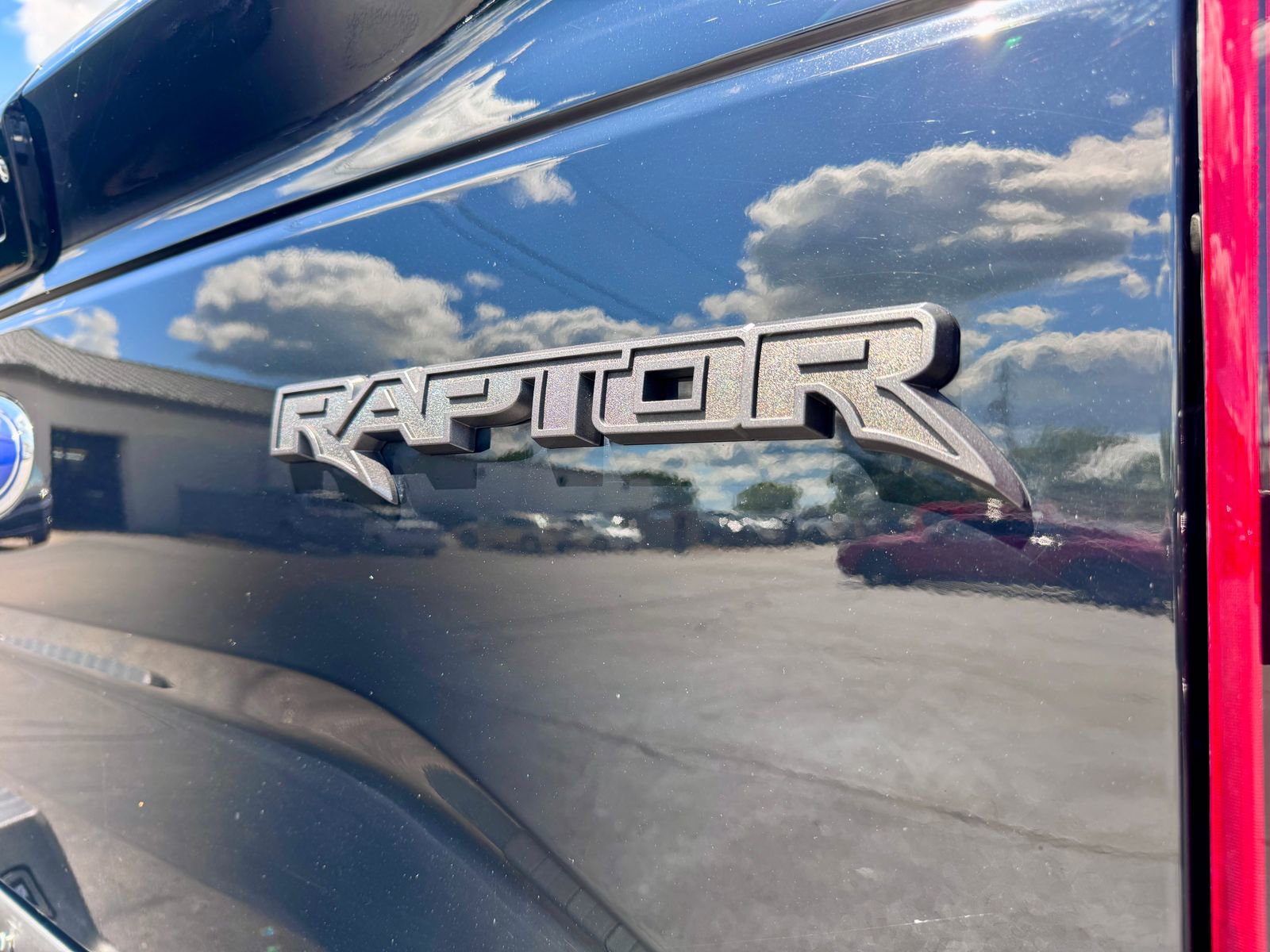 Used 2017 Ford F150 Raptor w/ Equipment Group 802A Luxury image 3