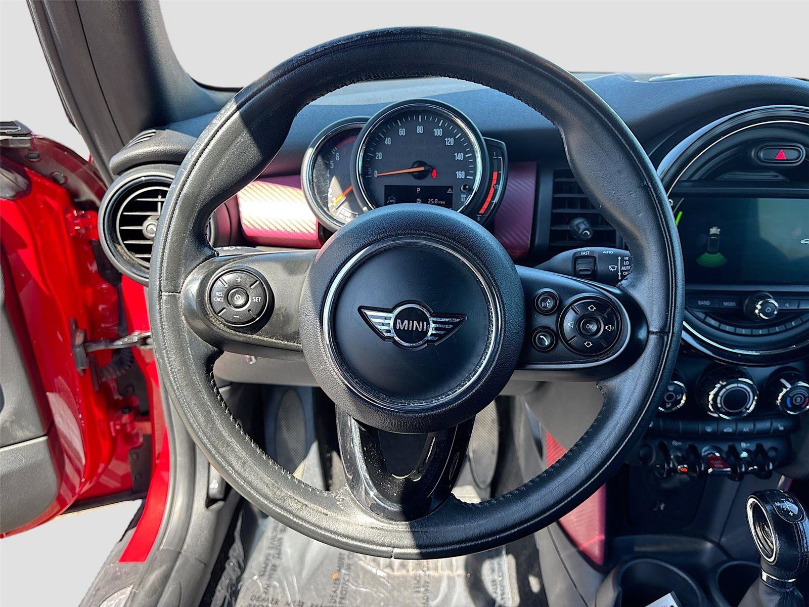 Used 2019 MINI Cooper Convertible image 11