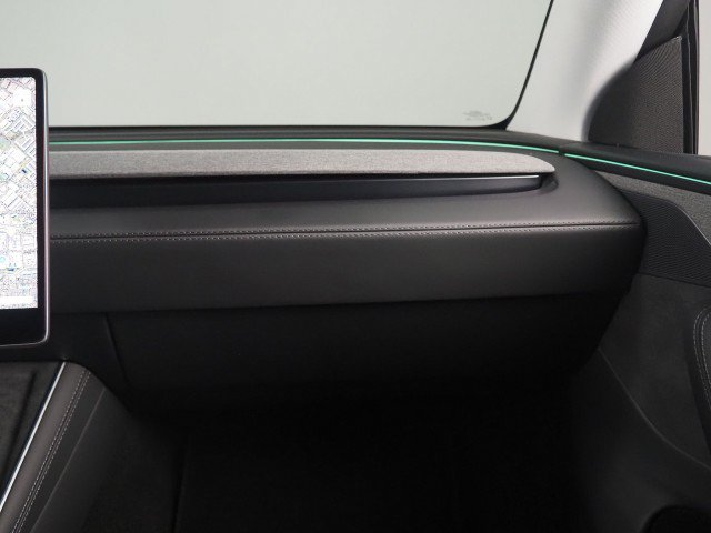 Used 2026 Tesla Model Y Long Range RWD image 49