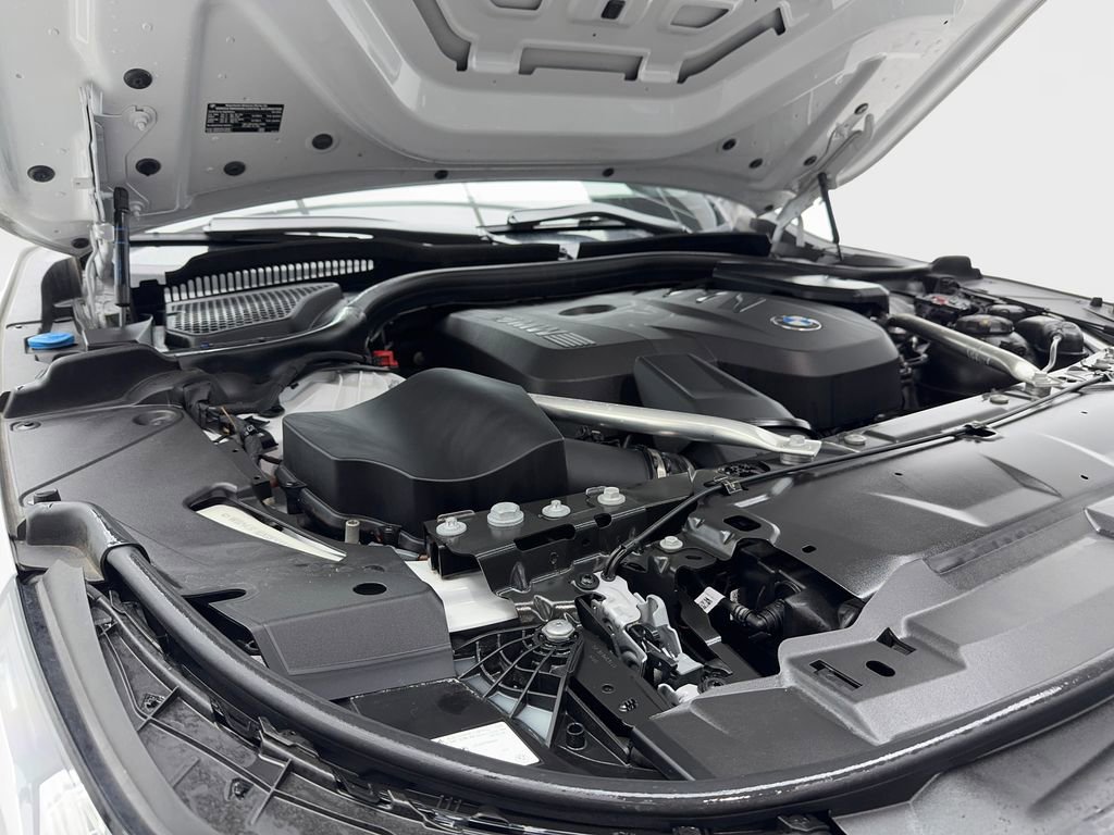 Used 2024 BMW 530i image 13