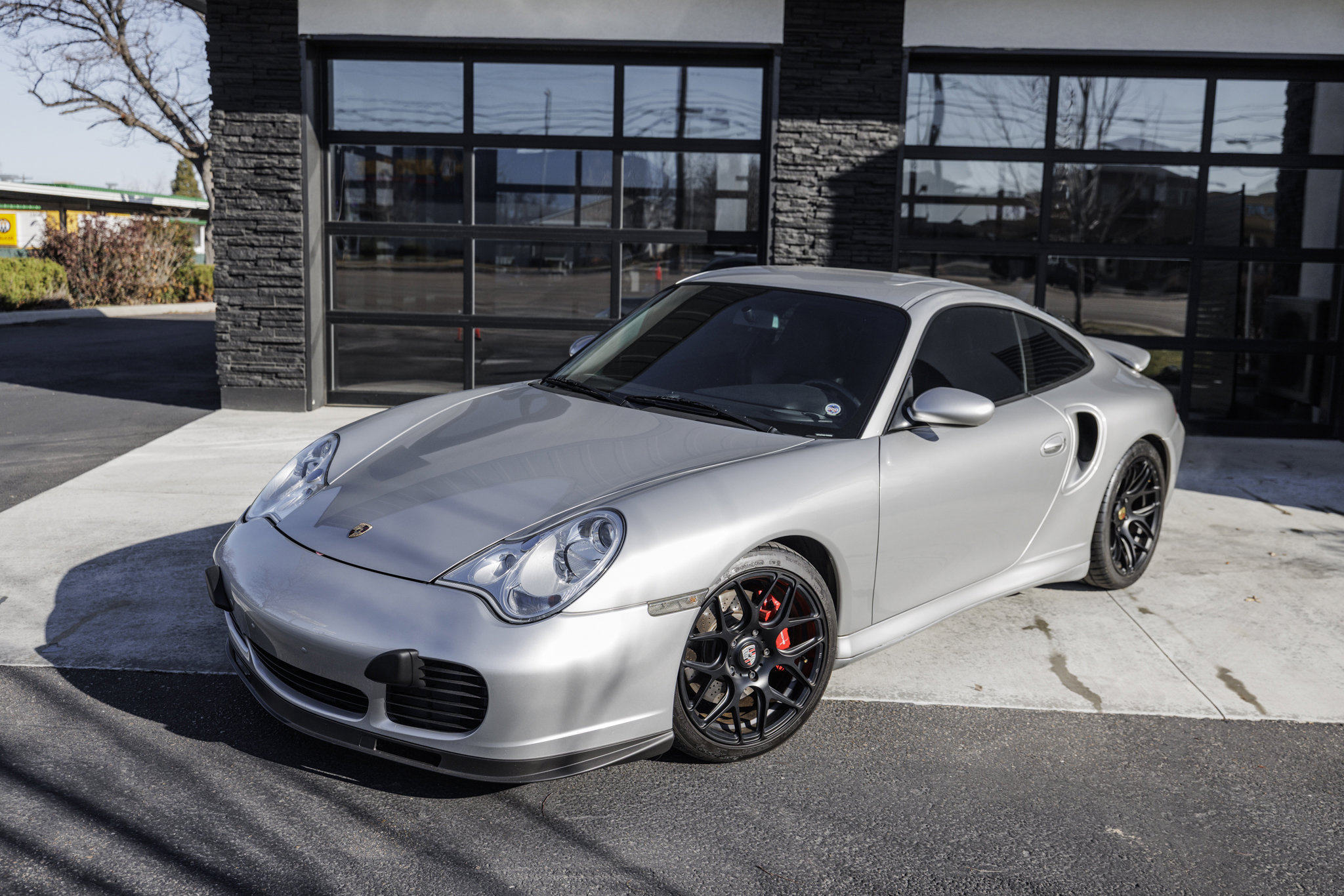 Used 2001 Porsche 911 Turbo image 3